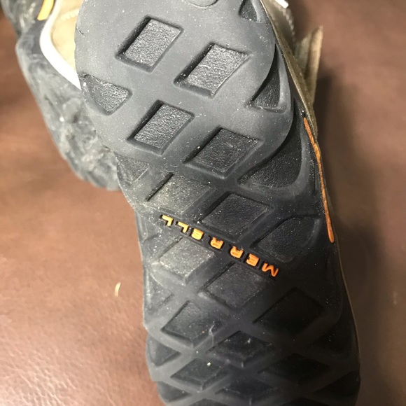 Boots for boys. - Picture 7 of 8